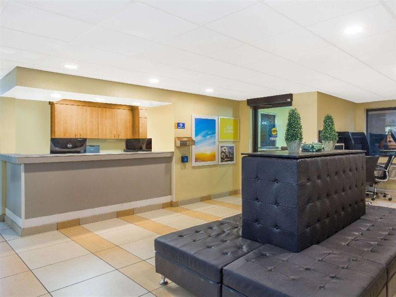 Days Inn By Wyndham Leominster/Fitchburg Area Extérieur photo