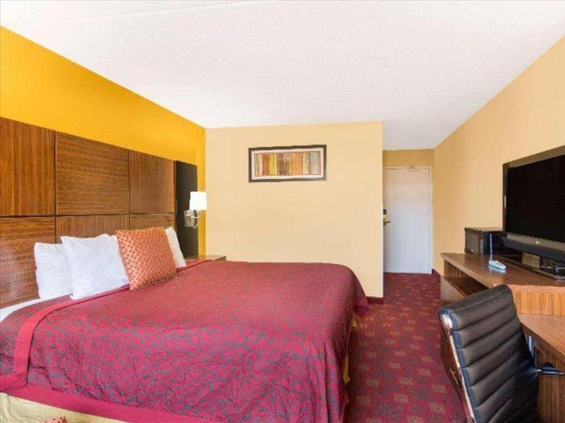 Days Inn By Wyndham Leominster/Fitchburg Area Extérieur photo