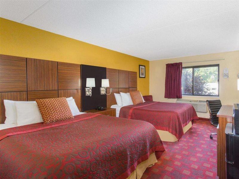 Days Inn By Wyndham Leominster/Fitchburg Area Extérieur photo