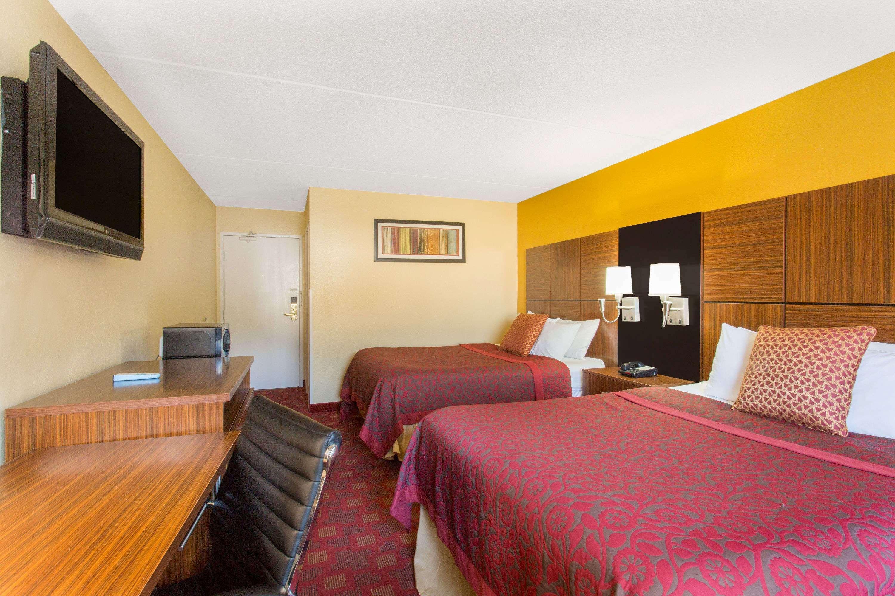 Days Inn By Wyndham Leominster/Fitchburg Area Extérieur photo