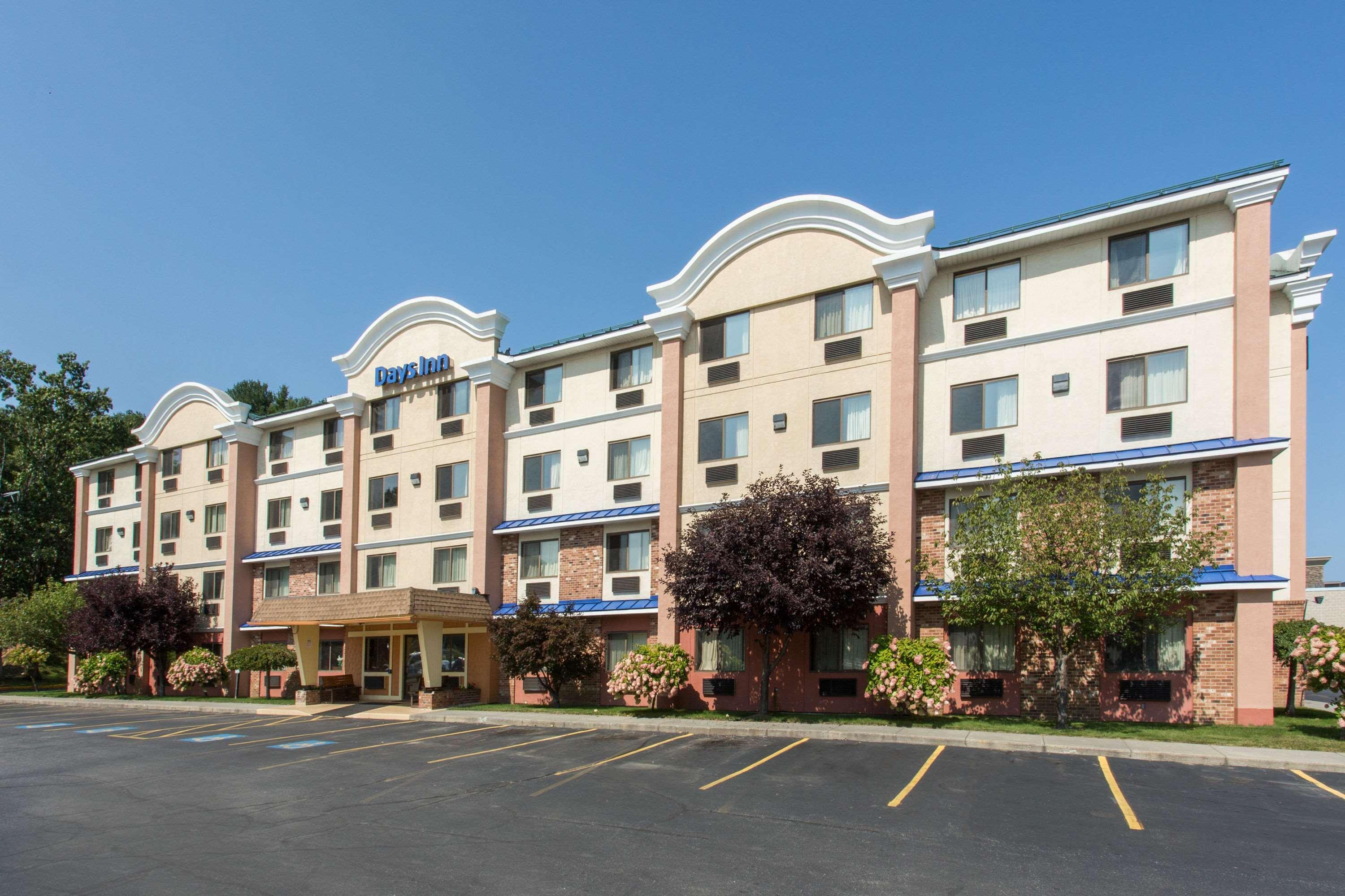 Days Inn By Wyndham Leominster/Fitchburg Area Extérieur photo