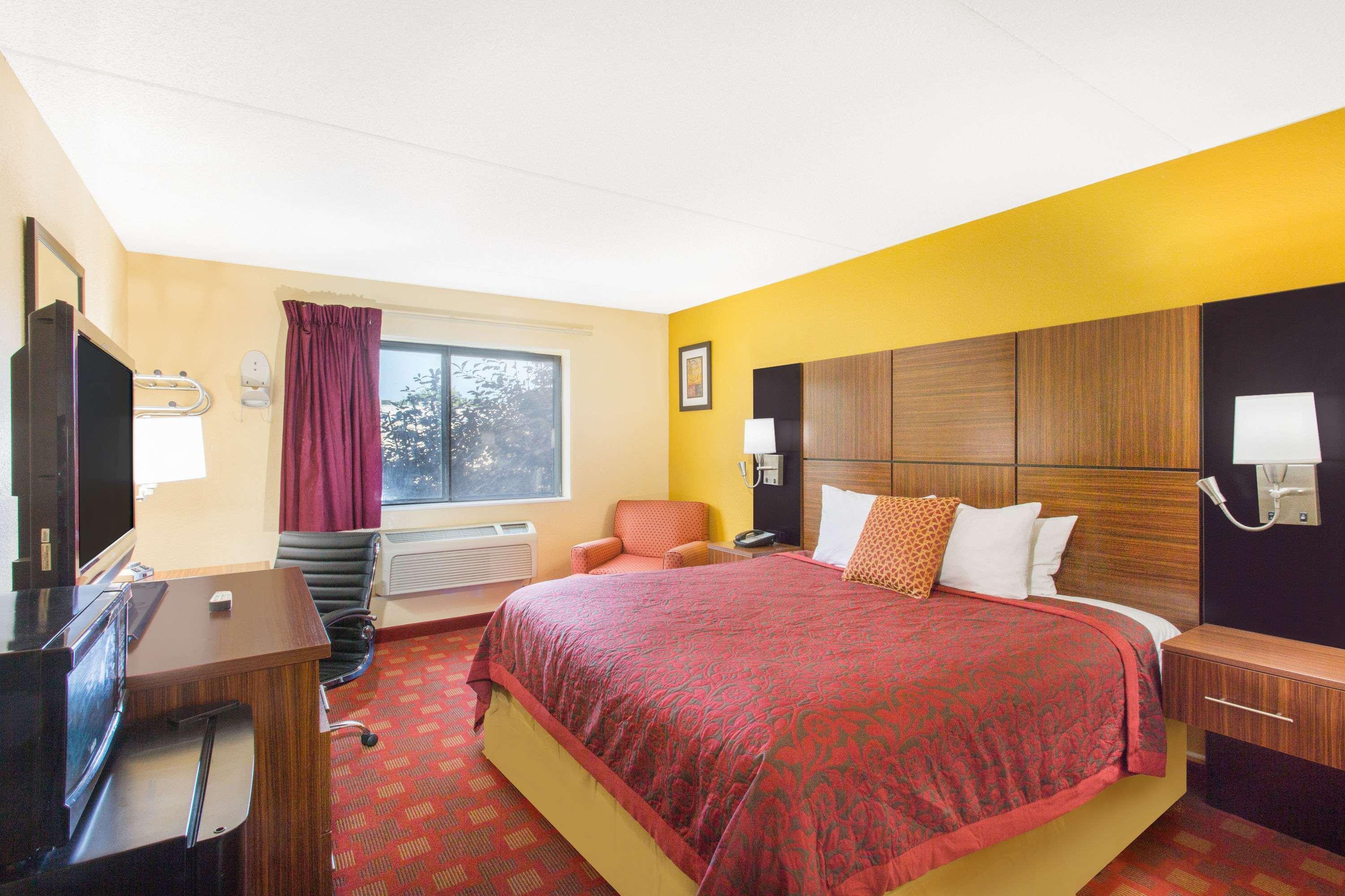 Days Inn By Wyndham Leominster/Fitchburg Area Extérieur photo