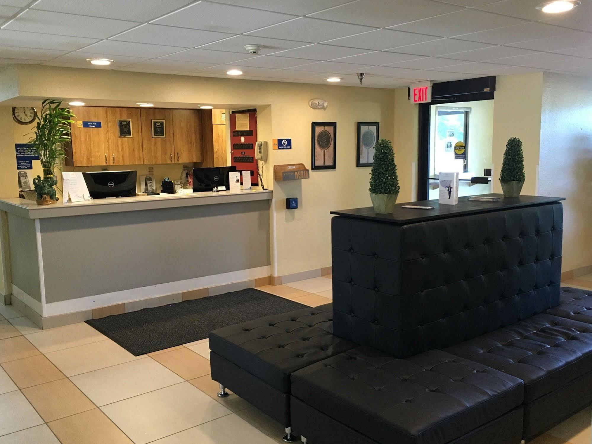 Days Inn By Wyndham Leominster/Fitchburg Area Extérieur photo